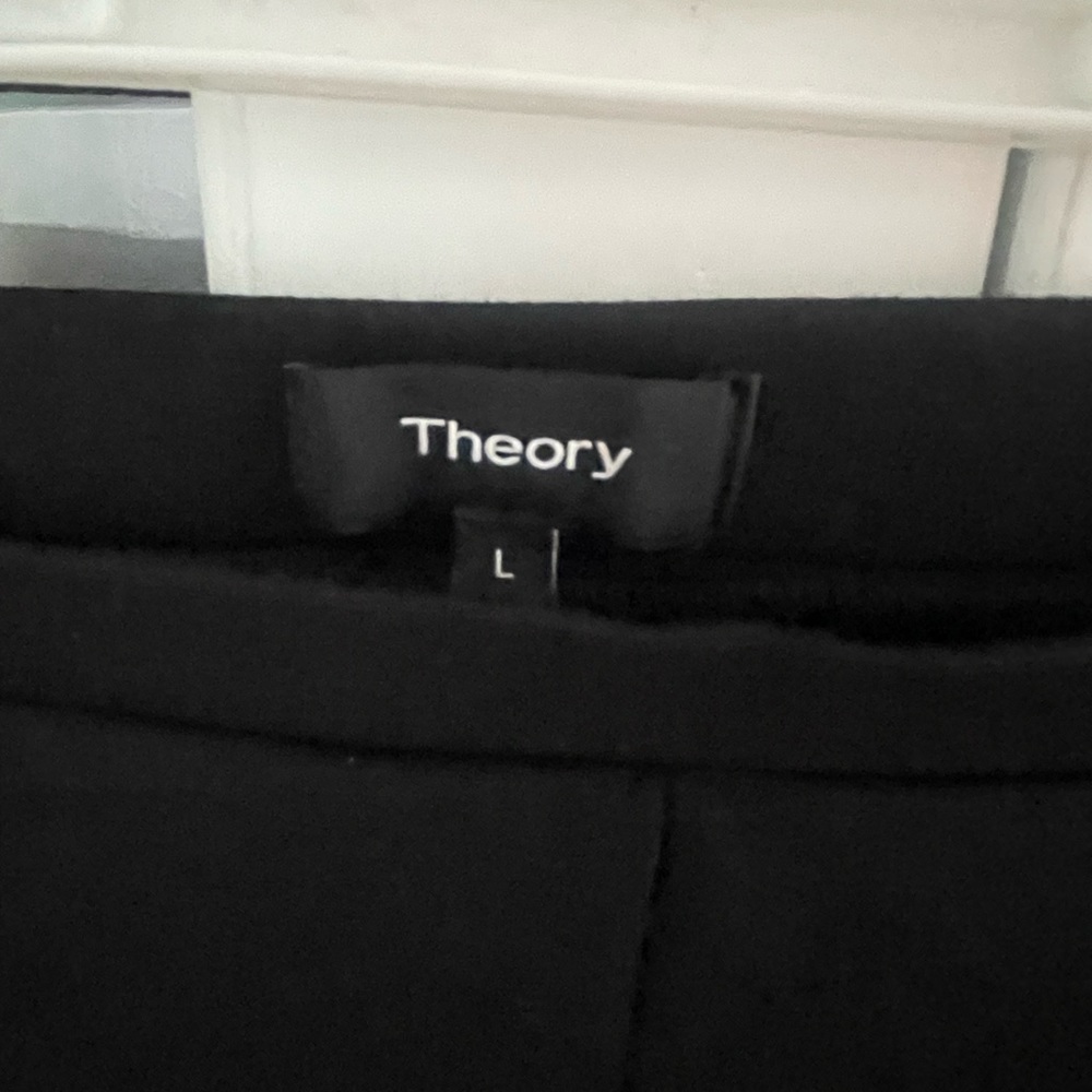 Large theory pull on ankle pant 27 inch inseam